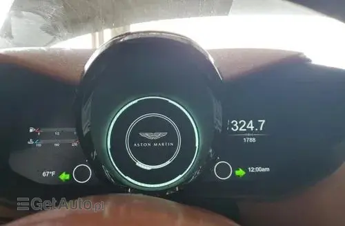 ASTON MARTIN Vantage 