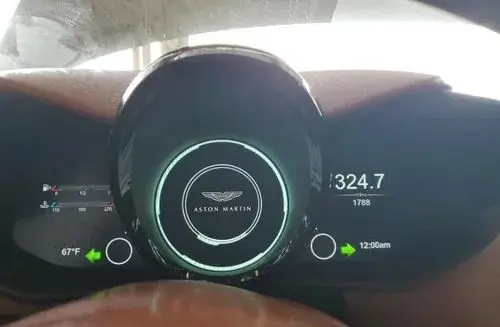 ASTON MARTIN Vantage 
