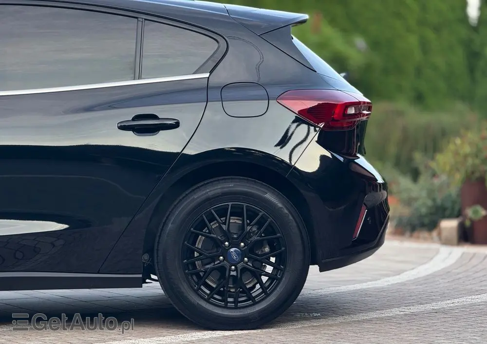 FORD Focus 1.0 EcoBoost mHEV ST-Line Style