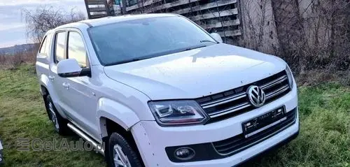 VOLKSWAGEN Amarok 
