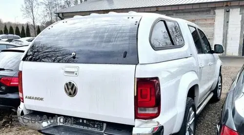 VOLKSWAGEN Amarok 