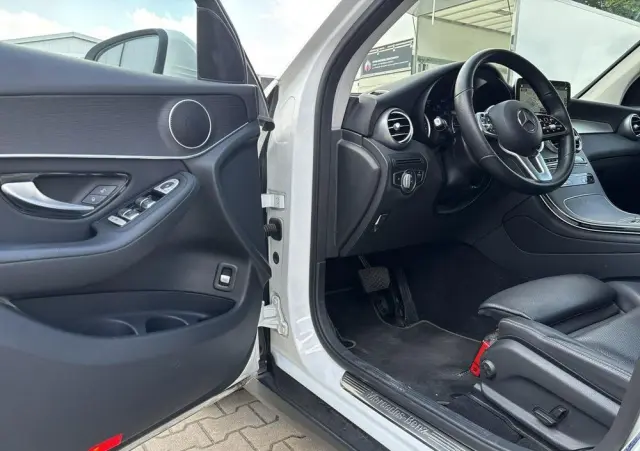 MERCEDES-BENZ GLC 200 d 4-Matic