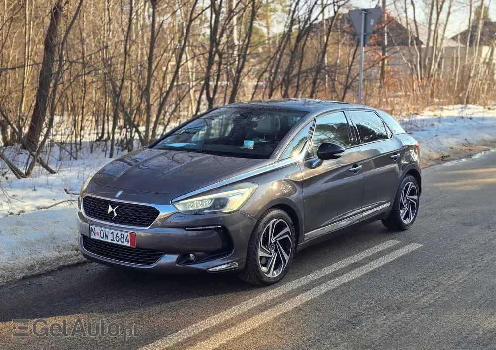 DS AUTOMOBILES DS 5 