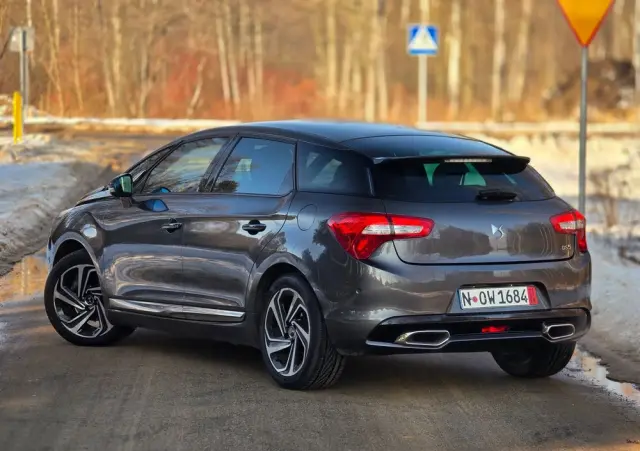 DS AUTOMOBILES DS 5 