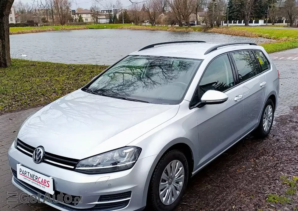 VOLKSWAGEN Golf VII 1.6 TDI BMT Comfortline DSG