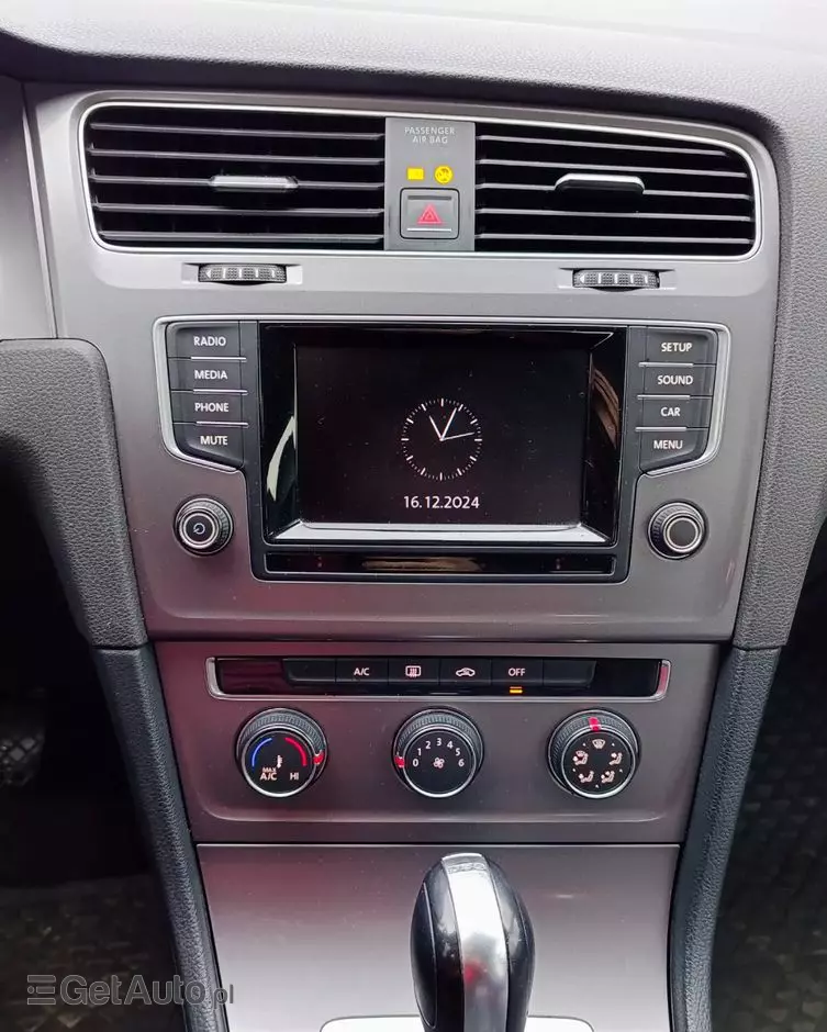 VOLKSWAGEN Golf VII 1.6 TDI BMT Comfortline DSG