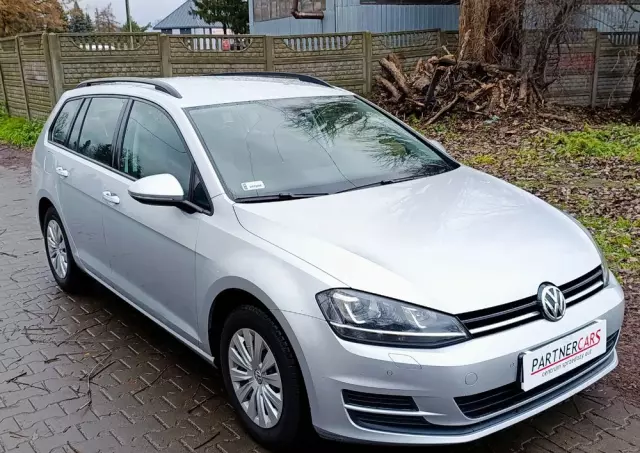 VOLKSWAGEN Golf VII 1.6 TDI BMT Comfortline DSG