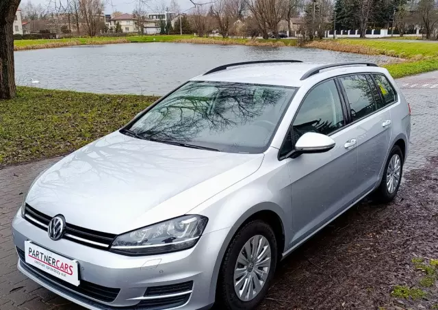 VOLKSWAGEN Golf VII 1.6 TDI BMT Comfortline DSG