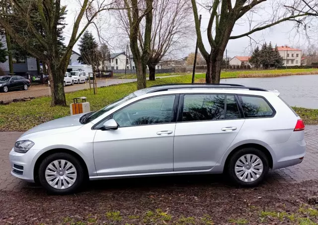 VOLKSWAGEN Golf VII 1.6 TDI BMT Comfortline DSG