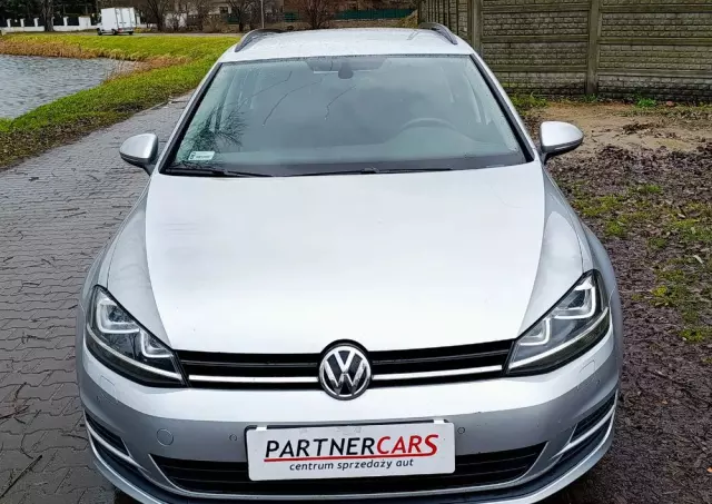 VOLKSWAGEN Golf VII 1.6 TDI BMT Comfortline DSG