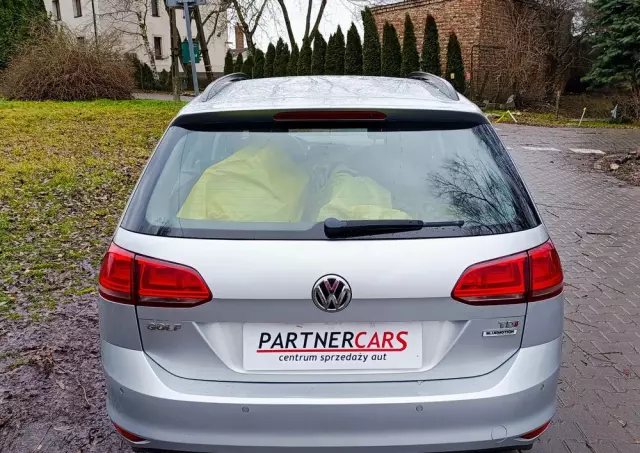 VOLKSWAGEN Golf VII 1.6 TDI BMT Comfortline DSG