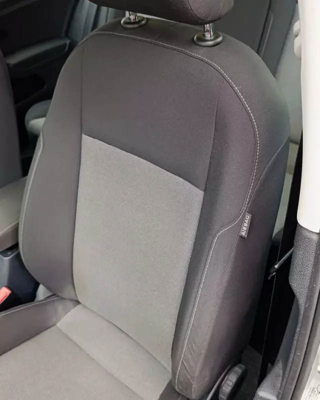 VOLKSWAGEN Golf VII 1.6 TDI BMT Comfortline DSG