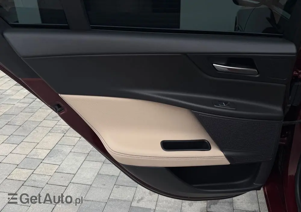 JAGUAR XE 2.0 D Prestige