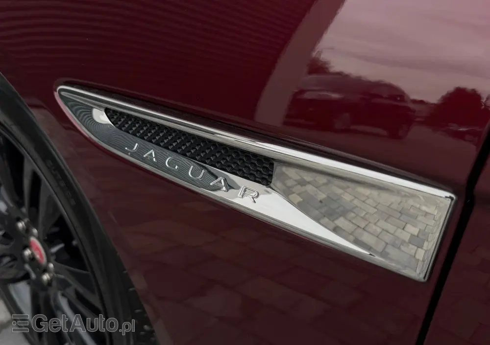 JAGUAR XE 2.0 D Prestige