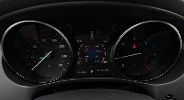 JAGUAR XE 2.0 D Prestige