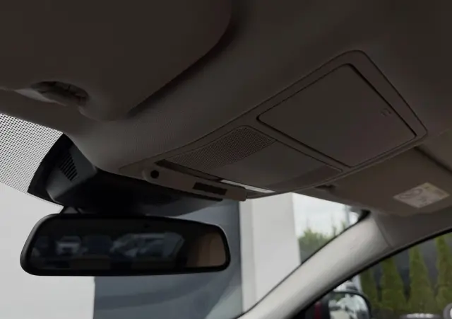 JAGUAR XE 2.0 D Prestige