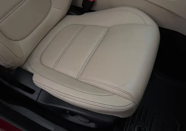 JAGUAR XE 2.0 D Prestige