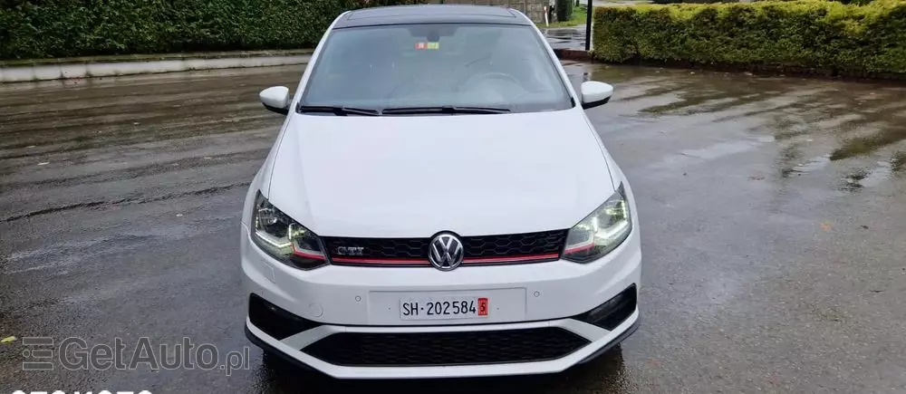 VOLKSWAGEN Polo 1.8 TSI (Blue Motion Technology) DSG GTI