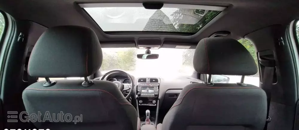 VOLKSWAGEN Polo 1.8 TSI (Blue Motion Technology) DSG GTI