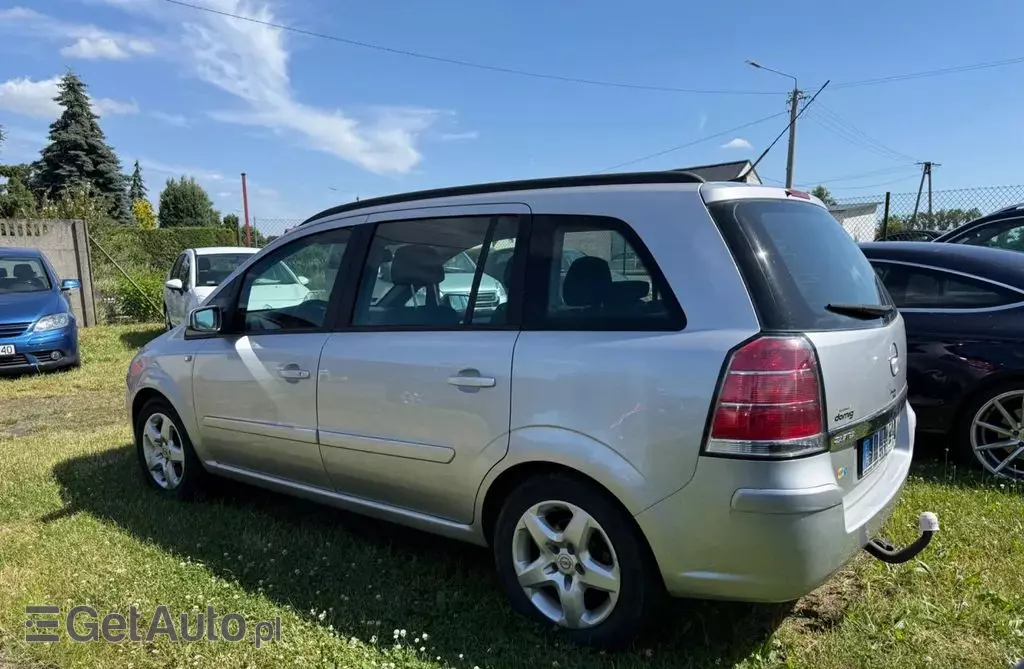 OPEL Zafira 