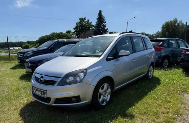 OPEL Zafira 