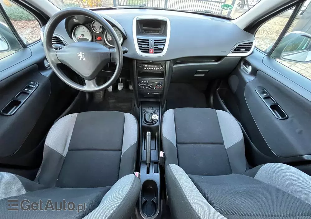 PEUGEOT 207 1.6 Trendy