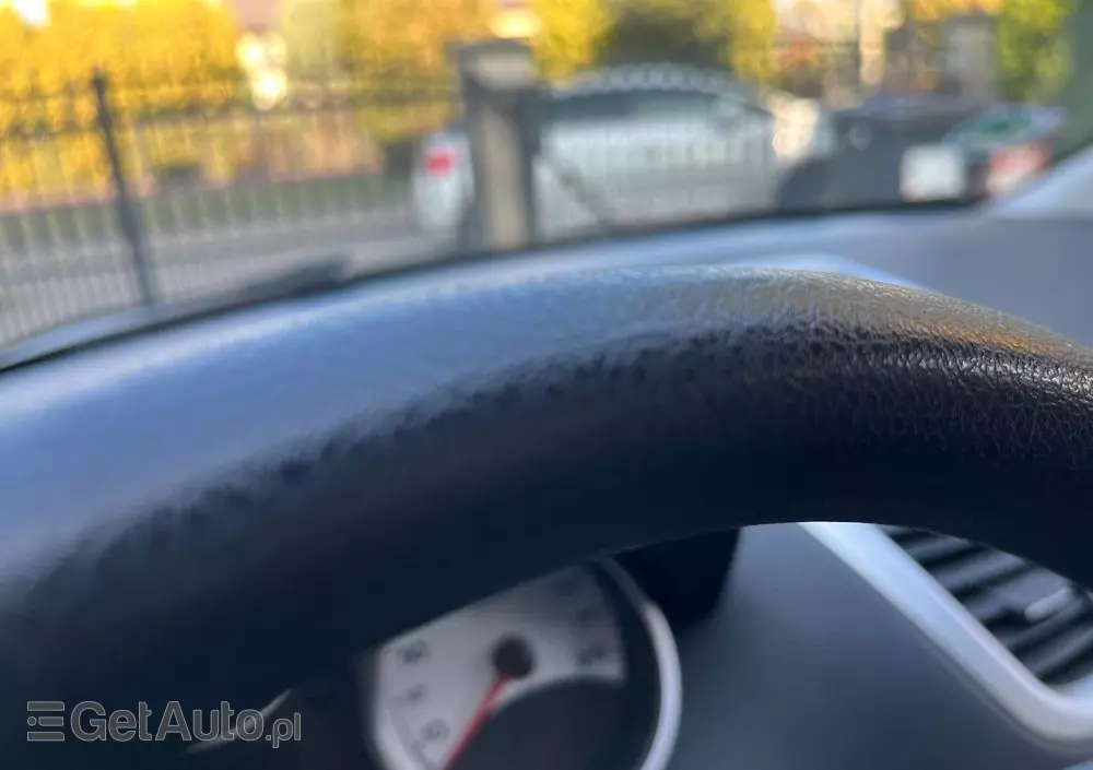 PEUGEOT 207 1.6 Trendy