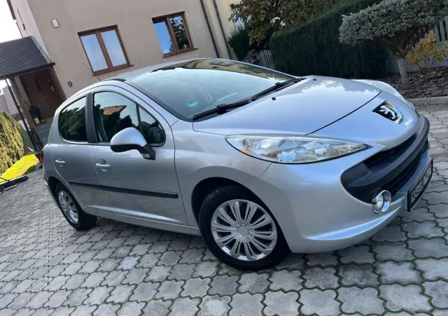 PEUGEOT 207 1.6 Trendy