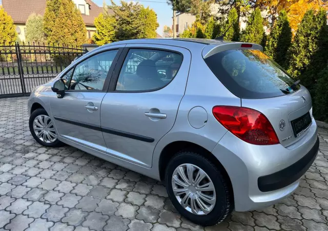 PEUGEOT 207 1.6 Trendy