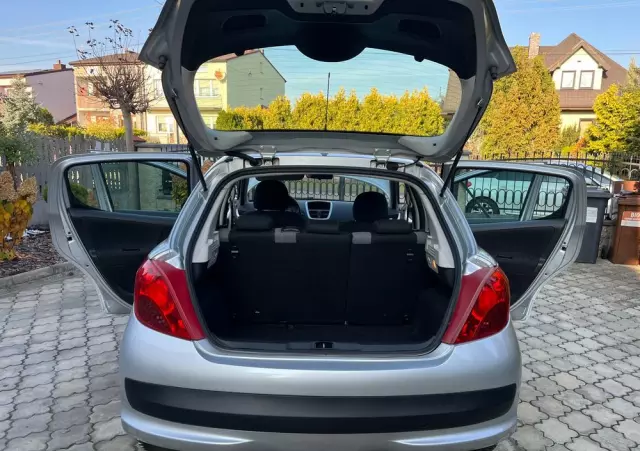PEUGEOT 207 1.6 Trendy