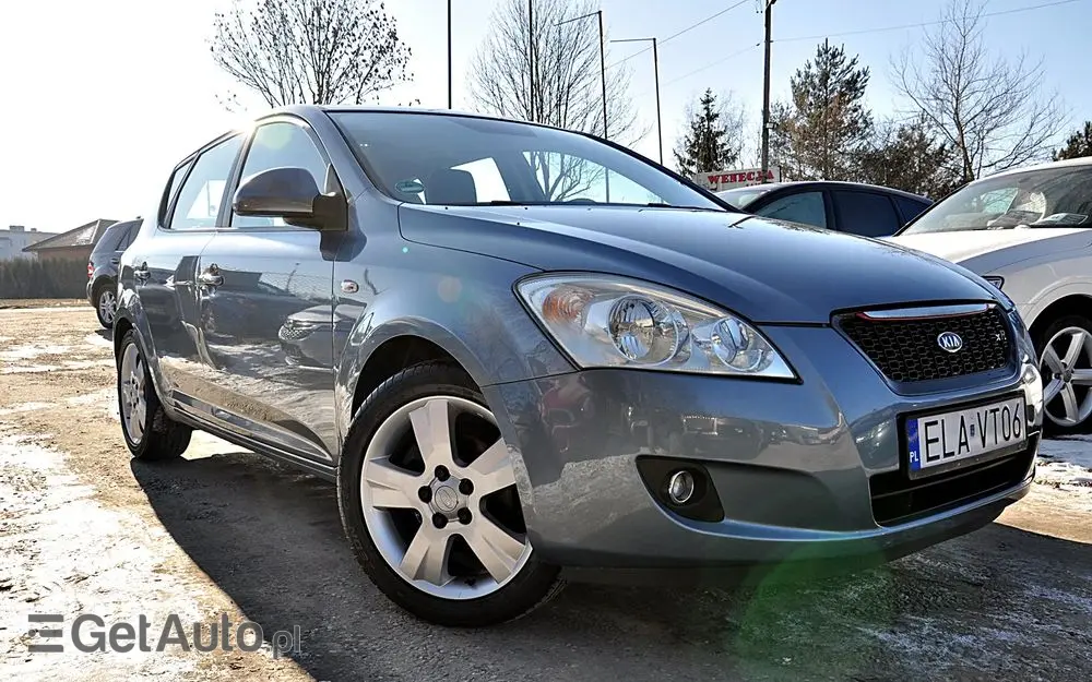 KIA Ceed 2.0 CVVT TX