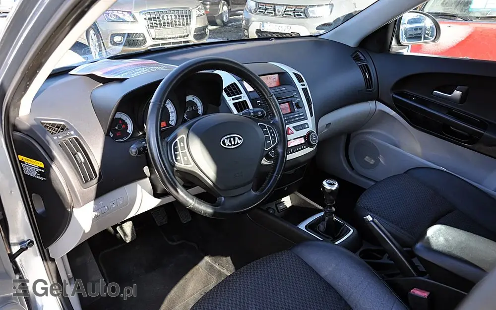 KIA Ceed 2.0 CVVT TX