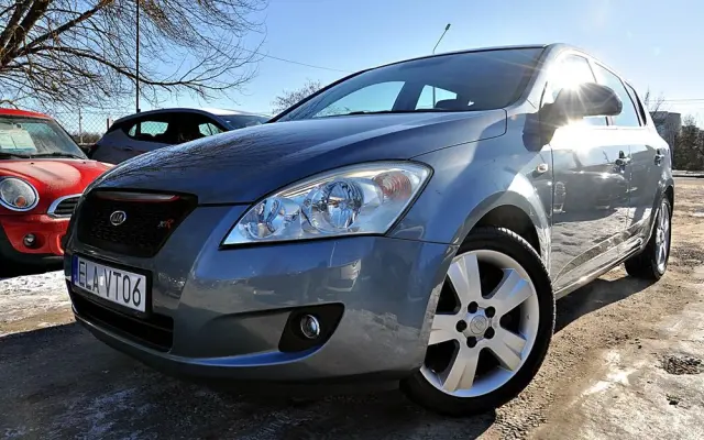 KIA Ceed 2.0 CVVT TX