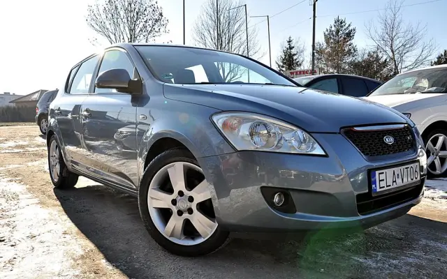 KIA Ceed 2.0 CVVT TX