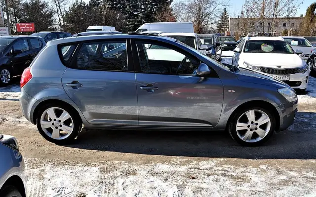 KIA Ceed 2.0 CVVT TX