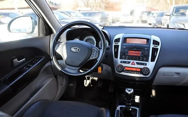 KIA Ceed 2.0 CVVT TX
