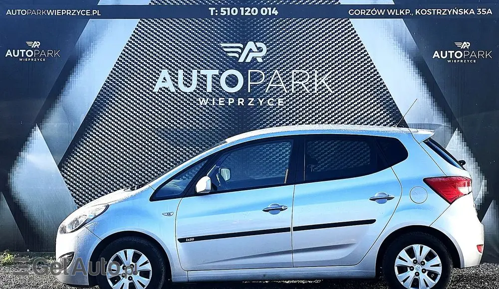 HYUNDAI Ix20 