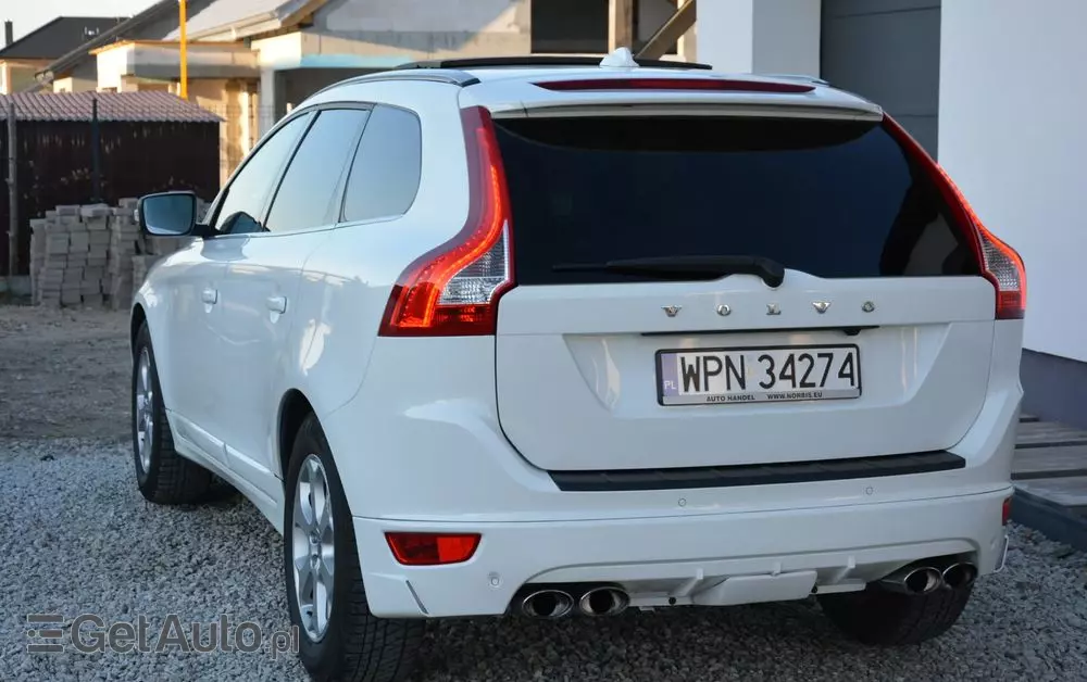 VOLVO XC 60 D4 AWD Geartronic Summum