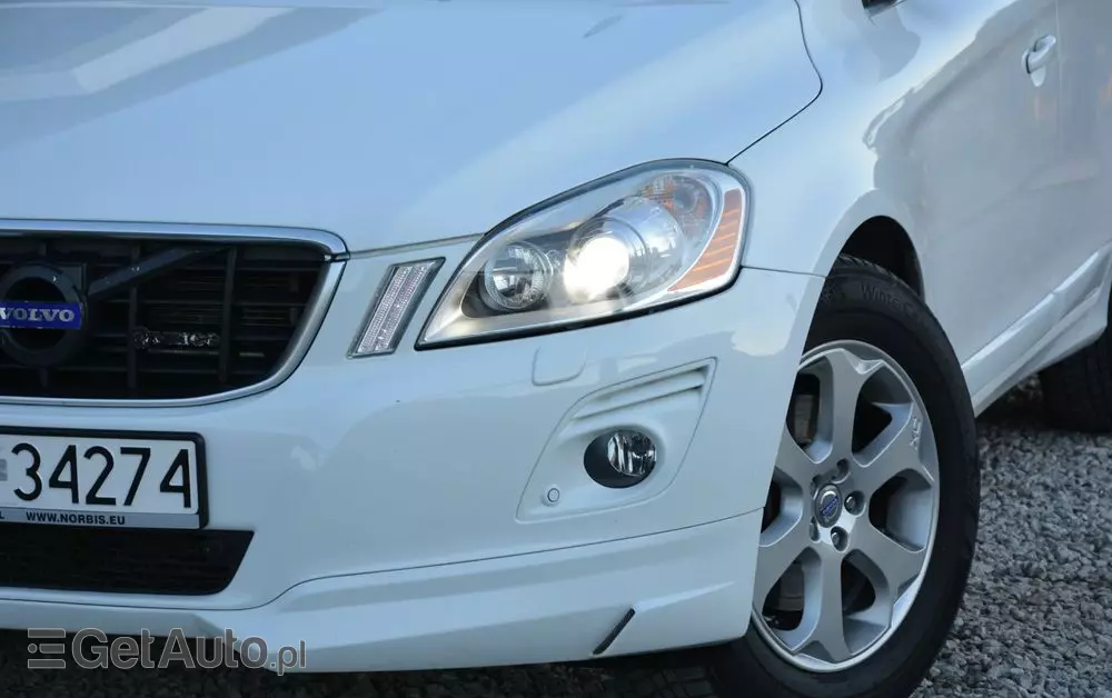 VOLVO XC 60 D4 AWD Geartronic Summum