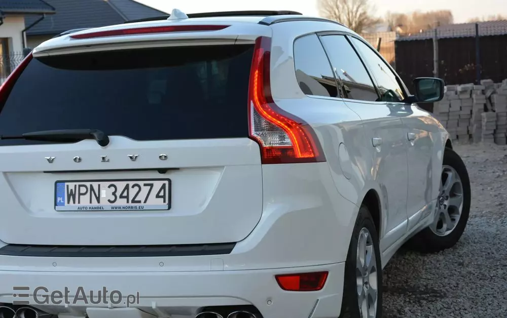 VOLVO XC 60 D4 AWD Geartronic Summum