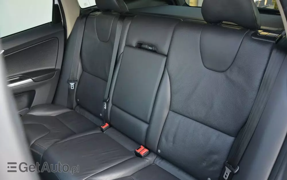 VOLVO XC 60 D4 AWD Geartronic Summum