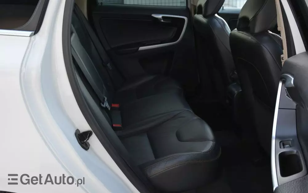 VOLVO XC 60 D4 AWD Geartronic Summum