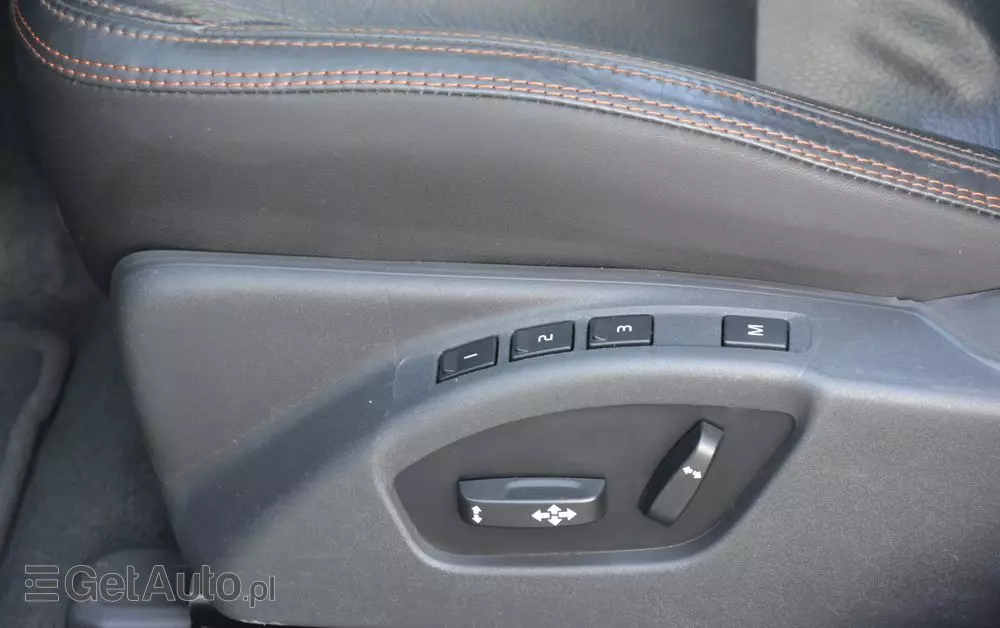 VOLVO XC 60 D4 AWD Geartronic Summum