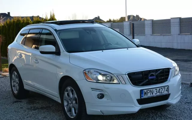 VOLVO XC 60 D4 AWD Geartronic Summum