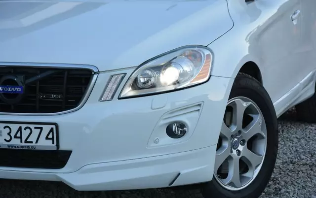 VOLVO XC 60 D4 AWD Geartronic Summum