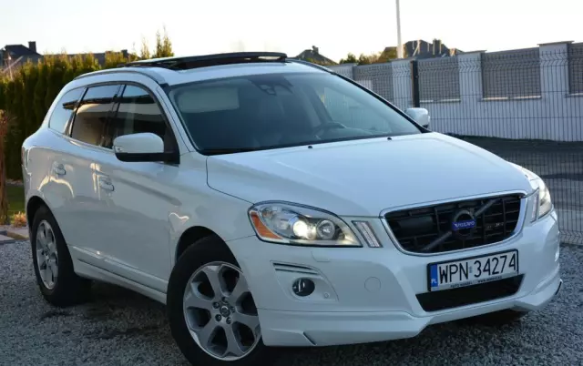 VOLVO XC 60 D4 AWD Geartronic Summum