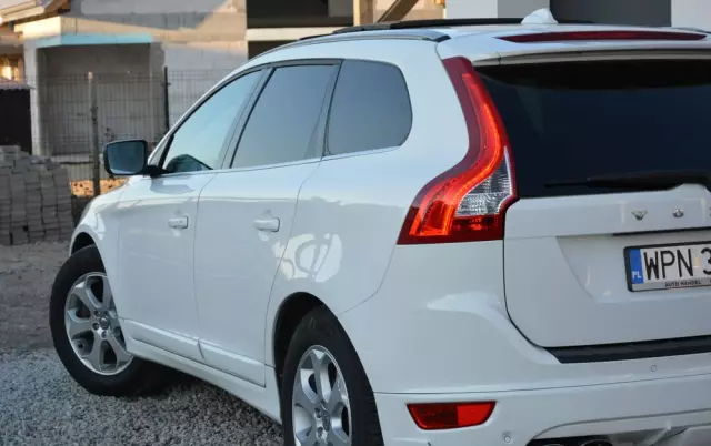 VOLVO XC 60 D4 AWD Geartronic Summum