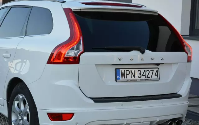 VOLVO XC 60 D4 AWD Geartronic Summum