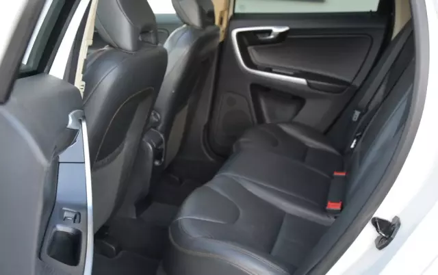 VOLVO XC 60 D4 AWD Geartronic Summum