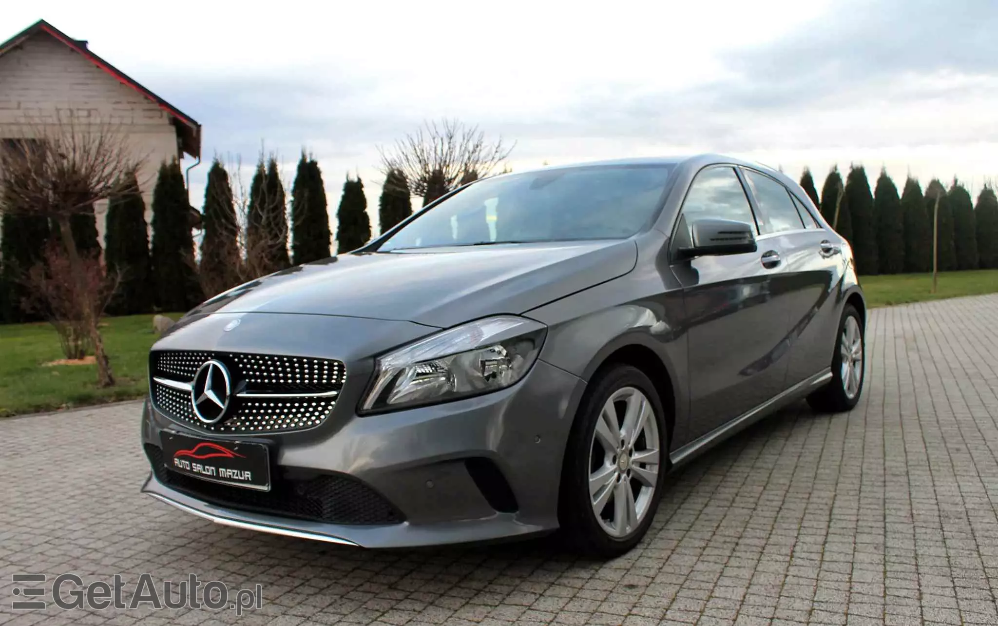 MERCEDES-BENZ Klasa A 180 (BlueEFFICIENCY) Urban